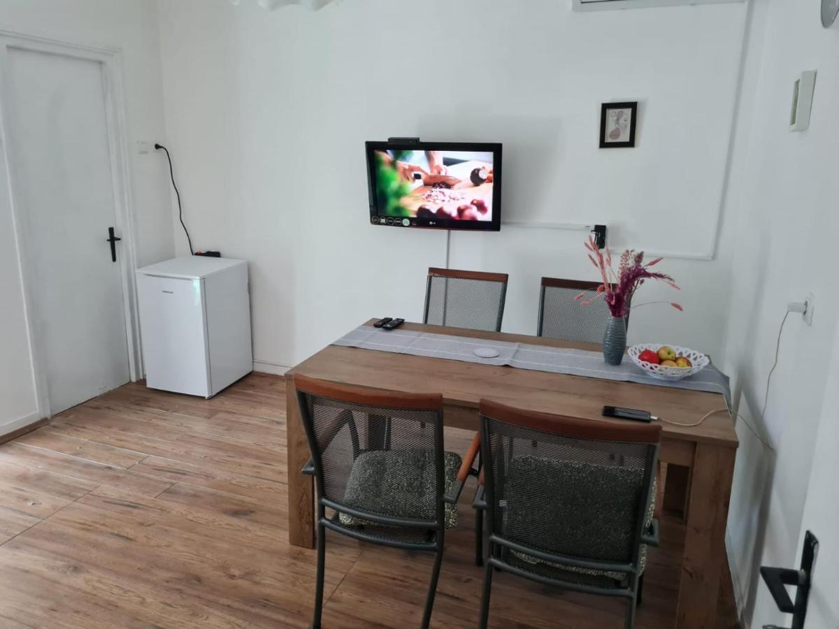 Apartamento Apartman Antea Šibenik Exterior foto